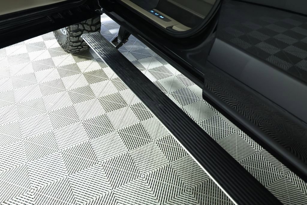 Used 2025 Ford F250 Platinum w/ Platinum Plus Package AWD/4WD image 15