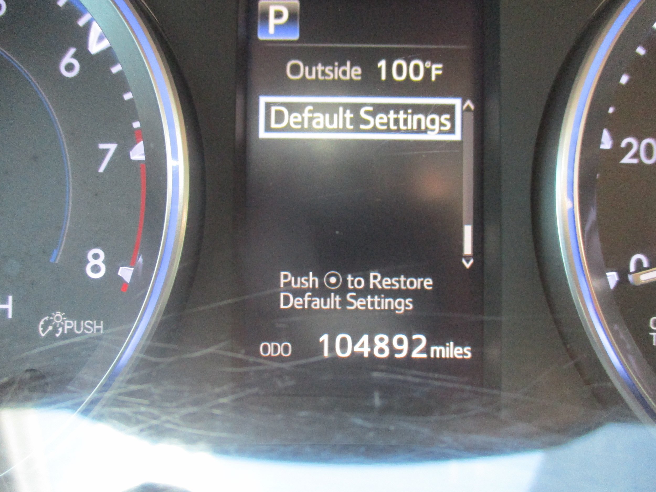 Used 2017 Toyota Highlander SE w/ Carpet Mat Package AWD/4WD image 21