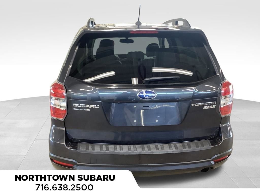 Used 2014 Subaru Forester 2.5i Touring AWD/4WD image 10