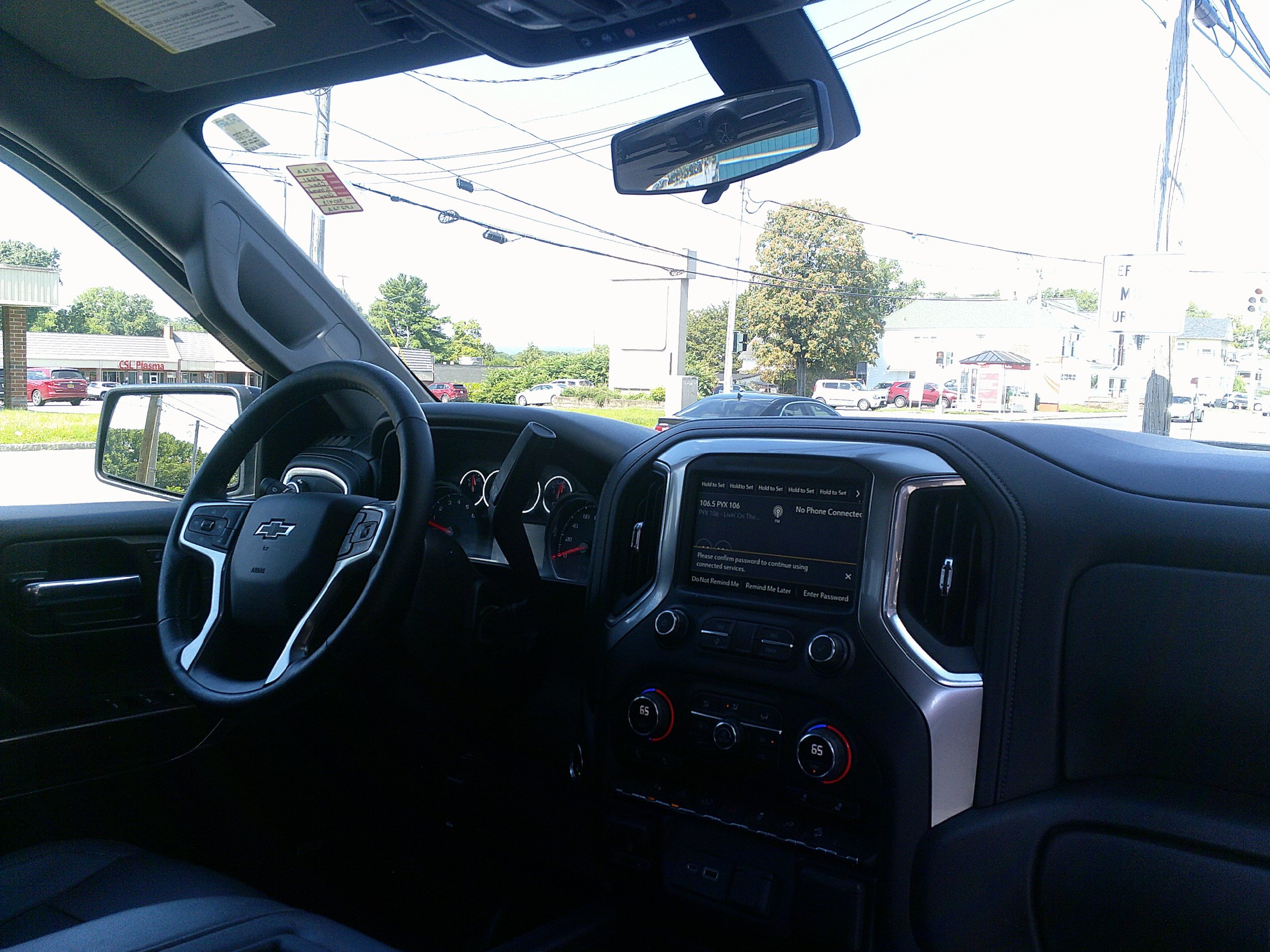 Used 2021 Chevrolet Silverado 1500 LT Trail Boss w/ LT Trail Boss Premium Package AWD/4WD image 21
