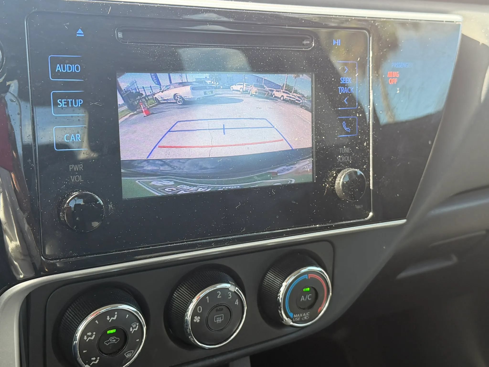 Used 2019 Toyota Corolla L FWD image 17