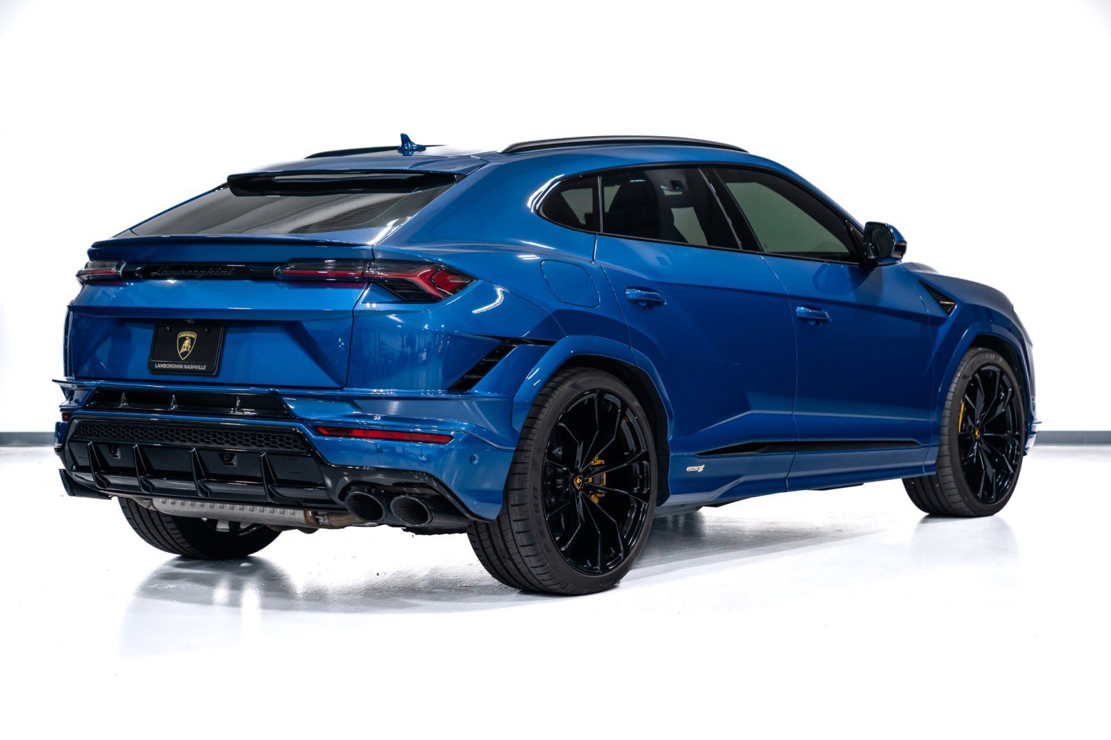 Used 2024 Lamborghini Urus S image 8