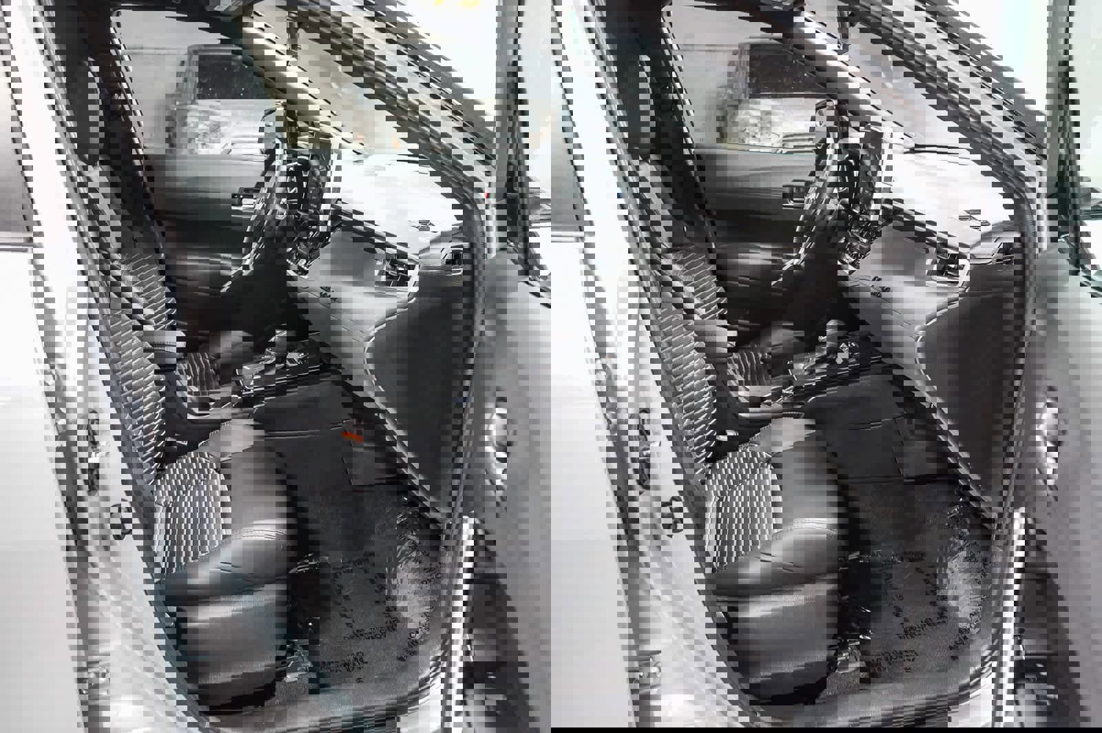 Certified 2026 Toyota Corolla Cross XSE w/ Convenience Package image 17