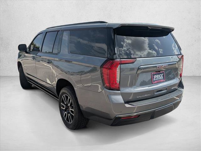 Used 2022 GMC Yukon XL AT4 w/ Technology Package AWD/4WD image 7