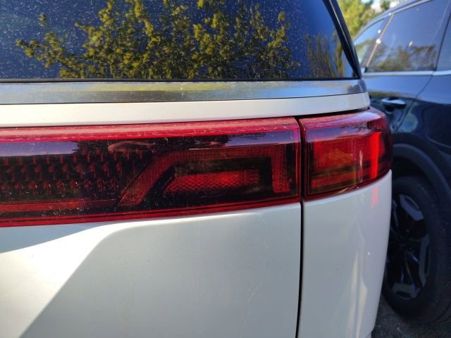 Used 2024 Kia Carnival SX FWD image 10