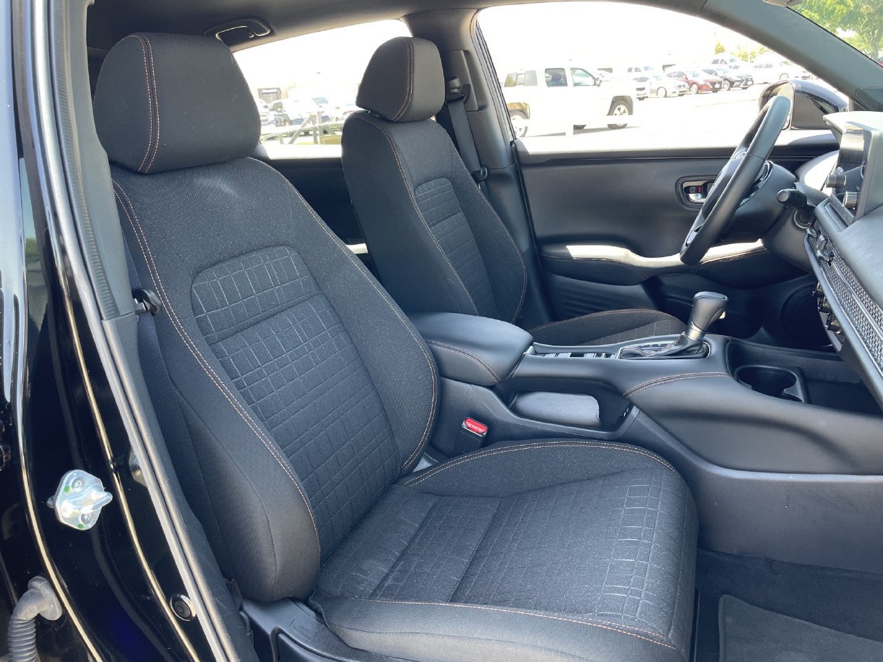 Used 2024 Honda HR-V Sport image 25