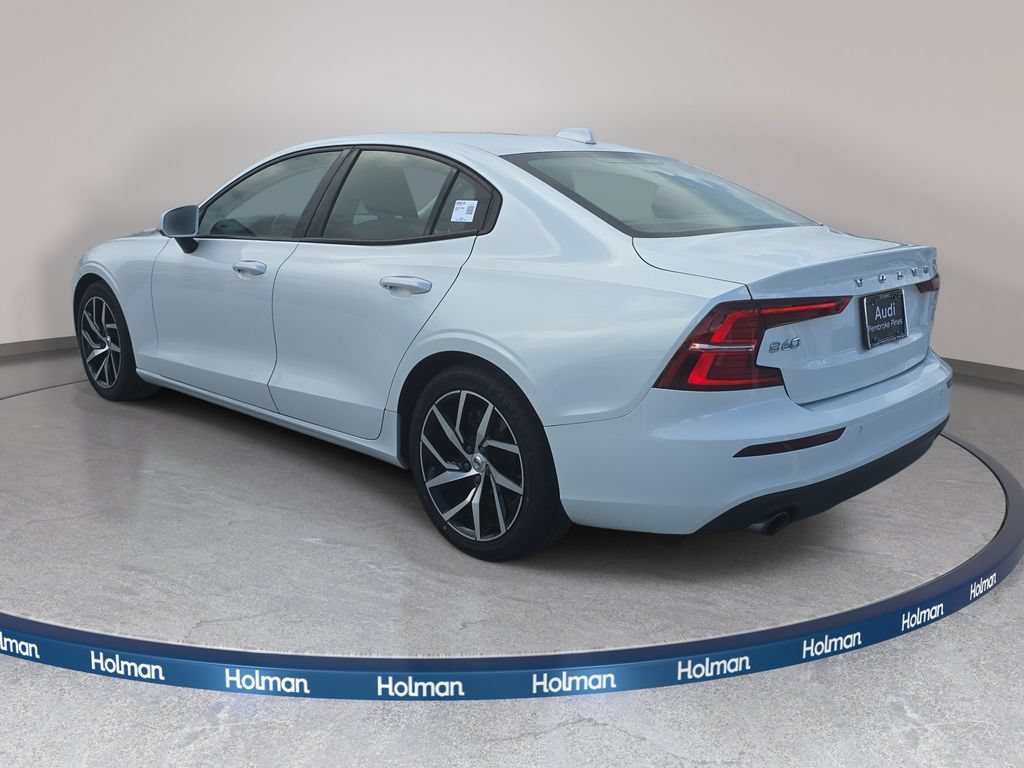 Used 2020 Volvo S60 T5 Momentum FWD image 8