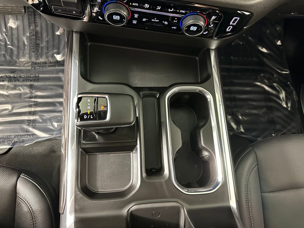 Used 2024 Chevrolet Silverado 1500 LTZ w/ LTZ Convenience Package II image 39