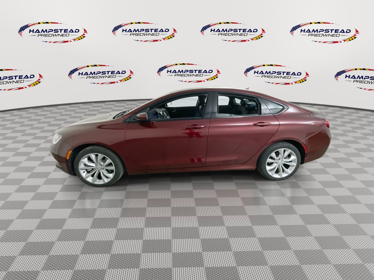 Used 2015 Chrysler 200 S w/ Navigation & Sound Group I image 5