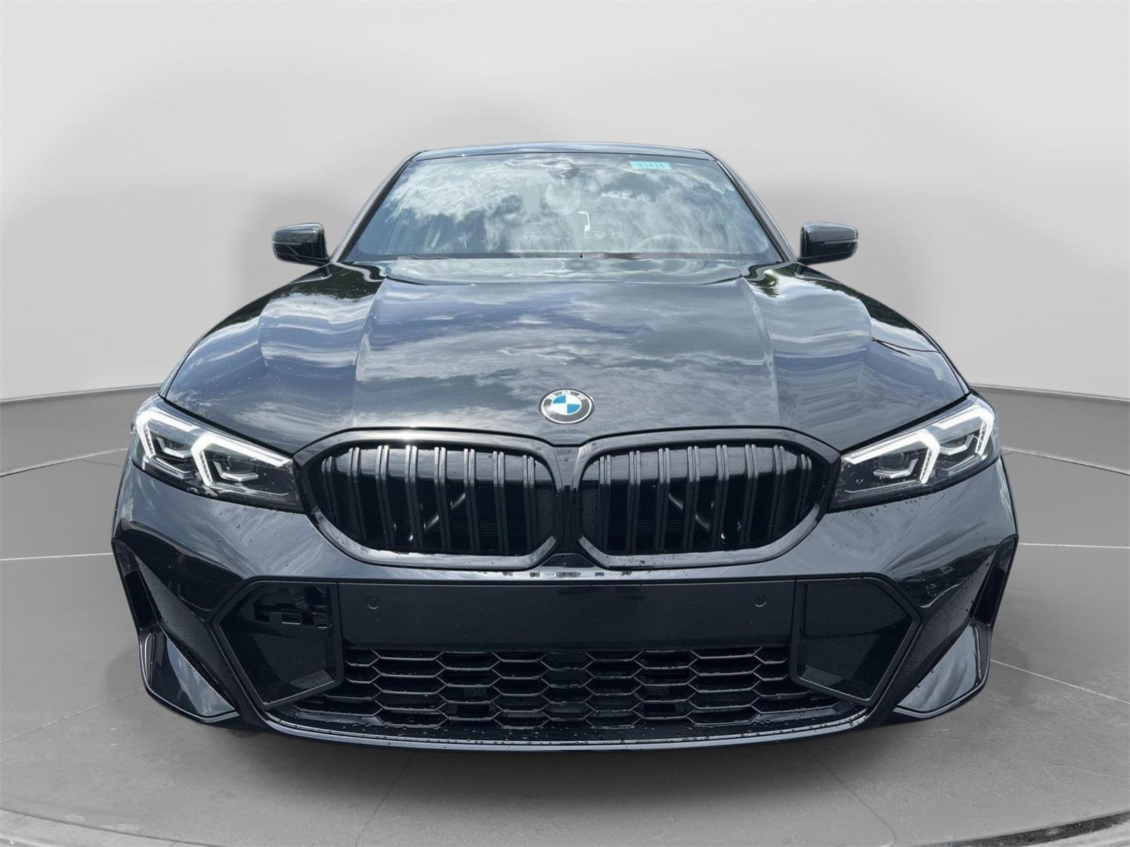New 2026 BMW 330i Sedan w/ M Sport Package RWD image 2