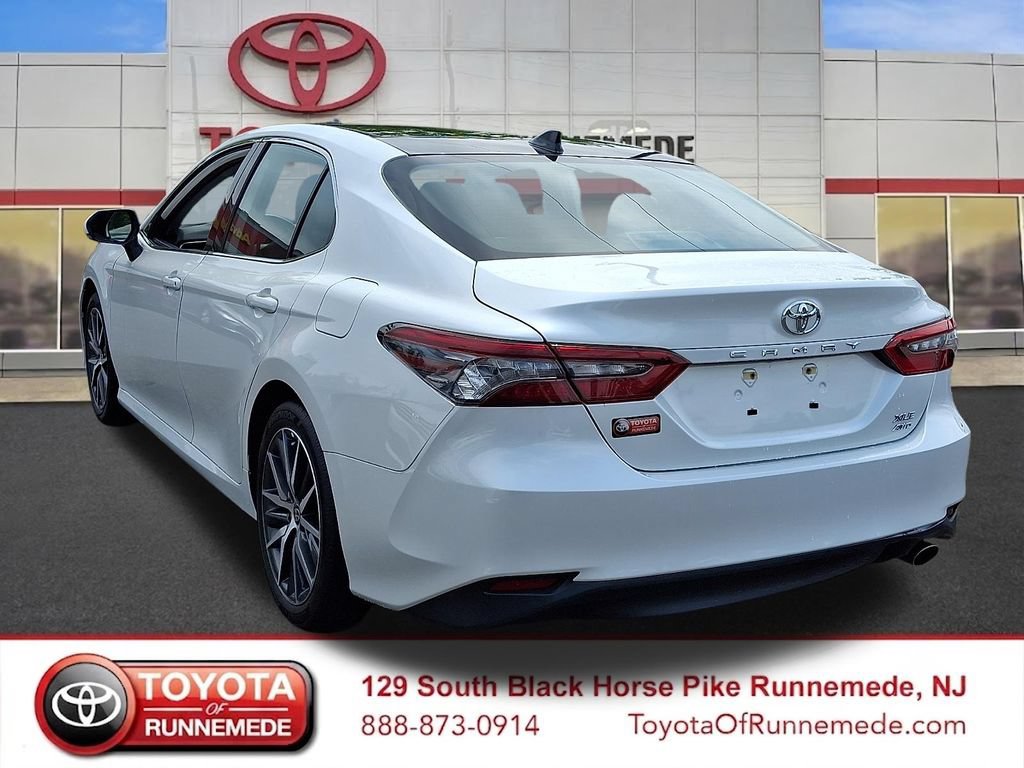 Certified 2022 Toyota Camry XLE AWD/4WD image 4