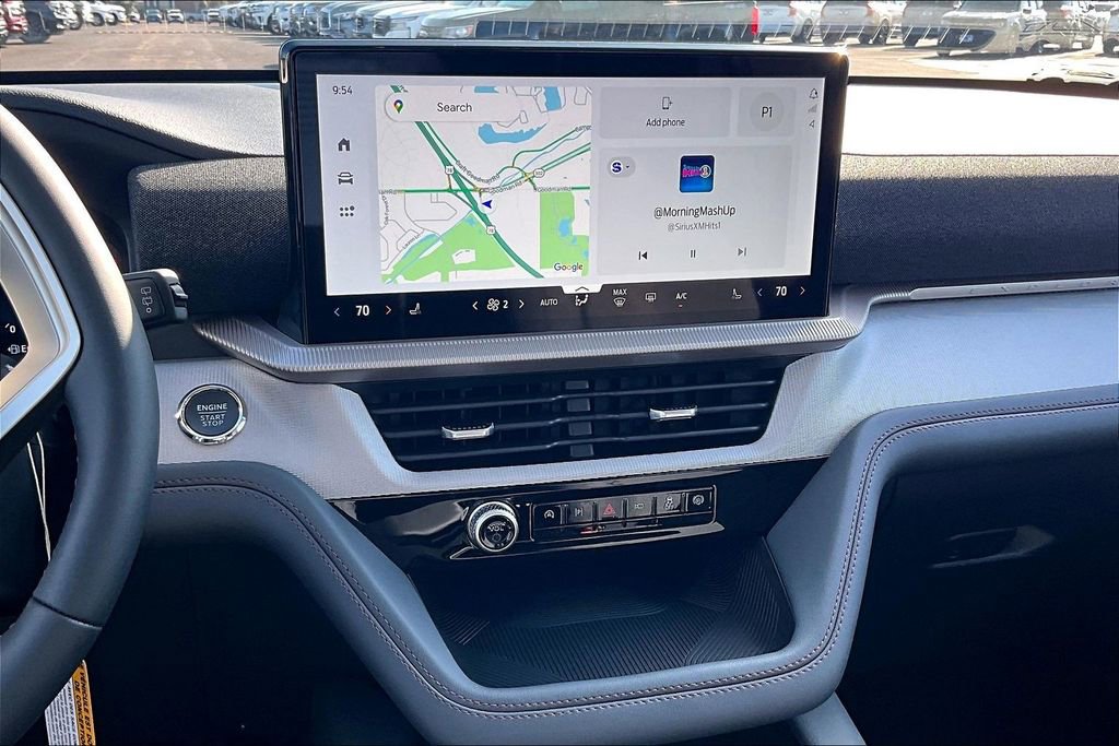 New 2026 Ford Explorer Active image 7