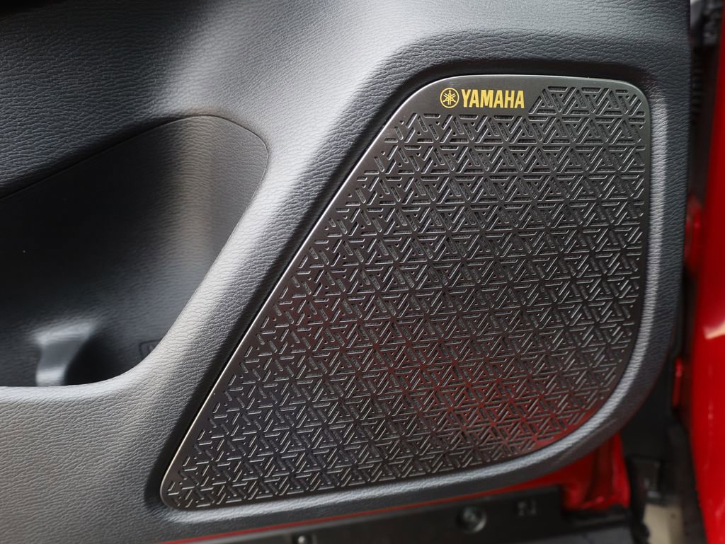 New 2025 Mitsubishi Outlander SE image 36