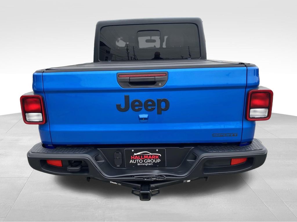 Used 2021 Jeep Gladiator Sport image 3