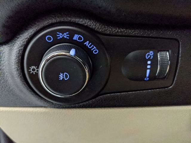 Used 2021 Dodge Durango SXT RWD image 15