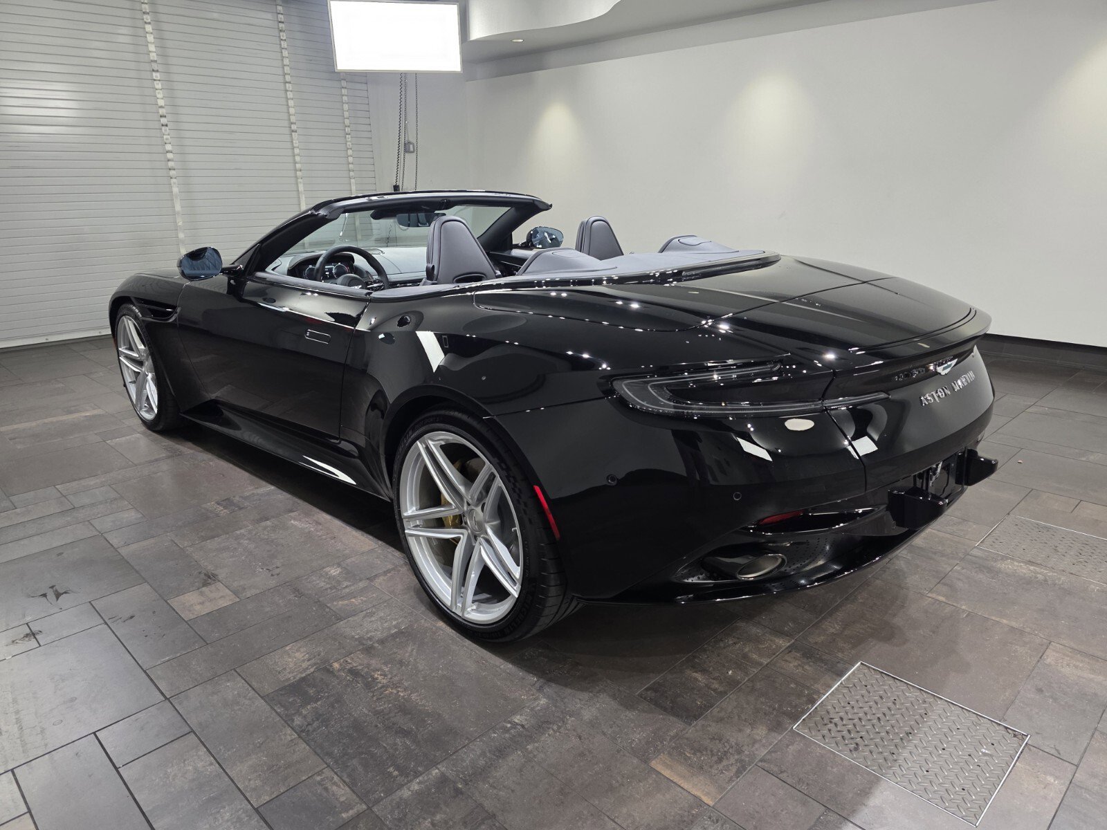 New 2026 Aston Martin DB12 Convertible image 2