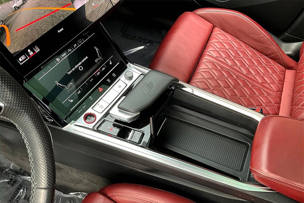 Used 2022 Audi e-tron S Premium Plus w/ 21" Black Optic Package image 18