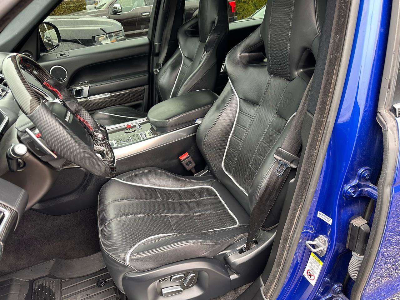 Used 2015 Land Rover Range Rover Sport SVR image 31