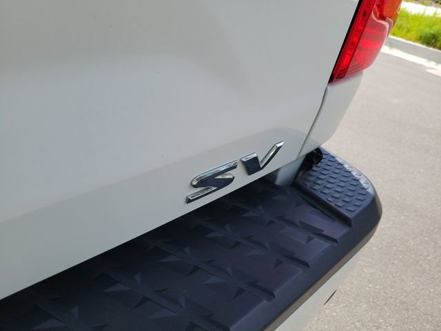 Used 2024 Nissan Titan SV w/ SV Convenience Package RWD image 8