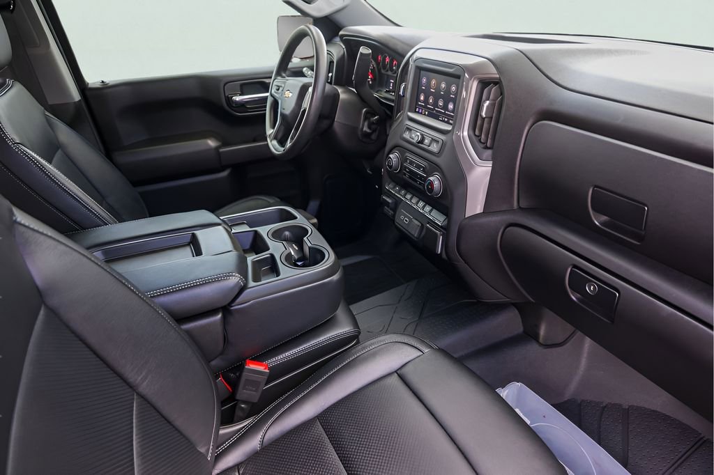 Used 2024 Chevrolet Silverado 1500 Custom RWD image 30