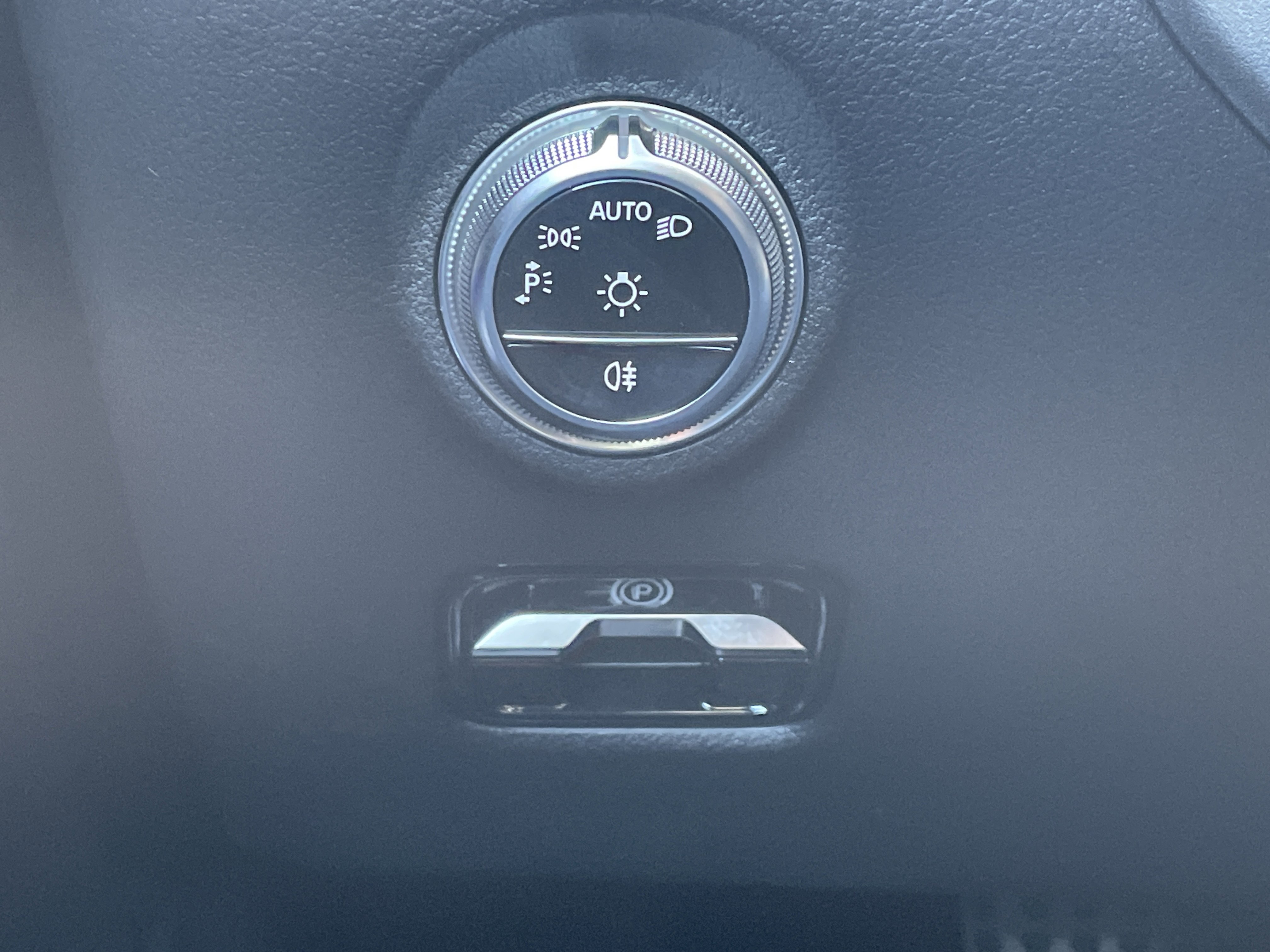 New 2026 Mercedes-Benz C 43 AMG 4MATIC Sedan image 23