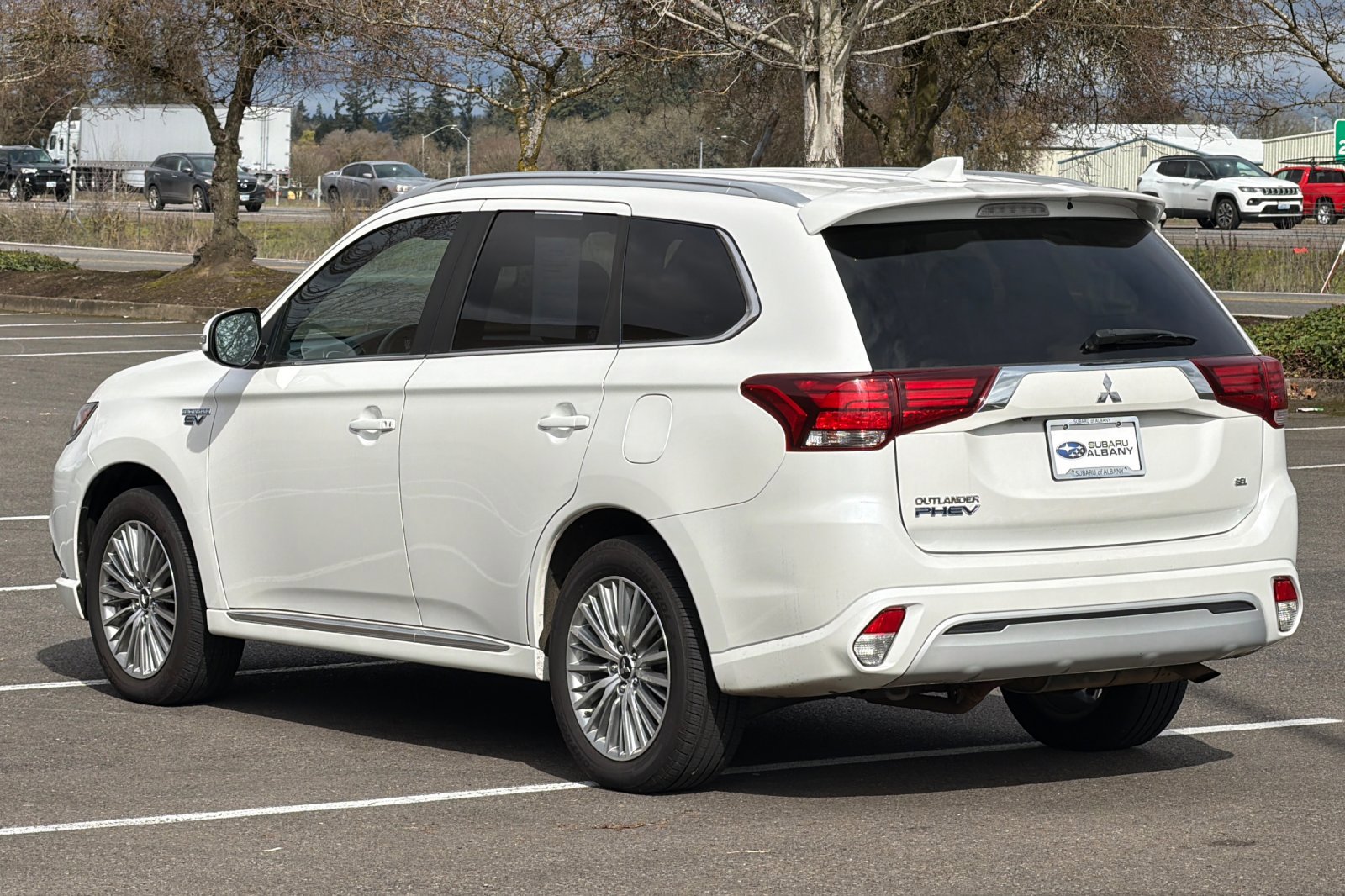 Used 2020 Mitsubishi Outlander SEL image 6