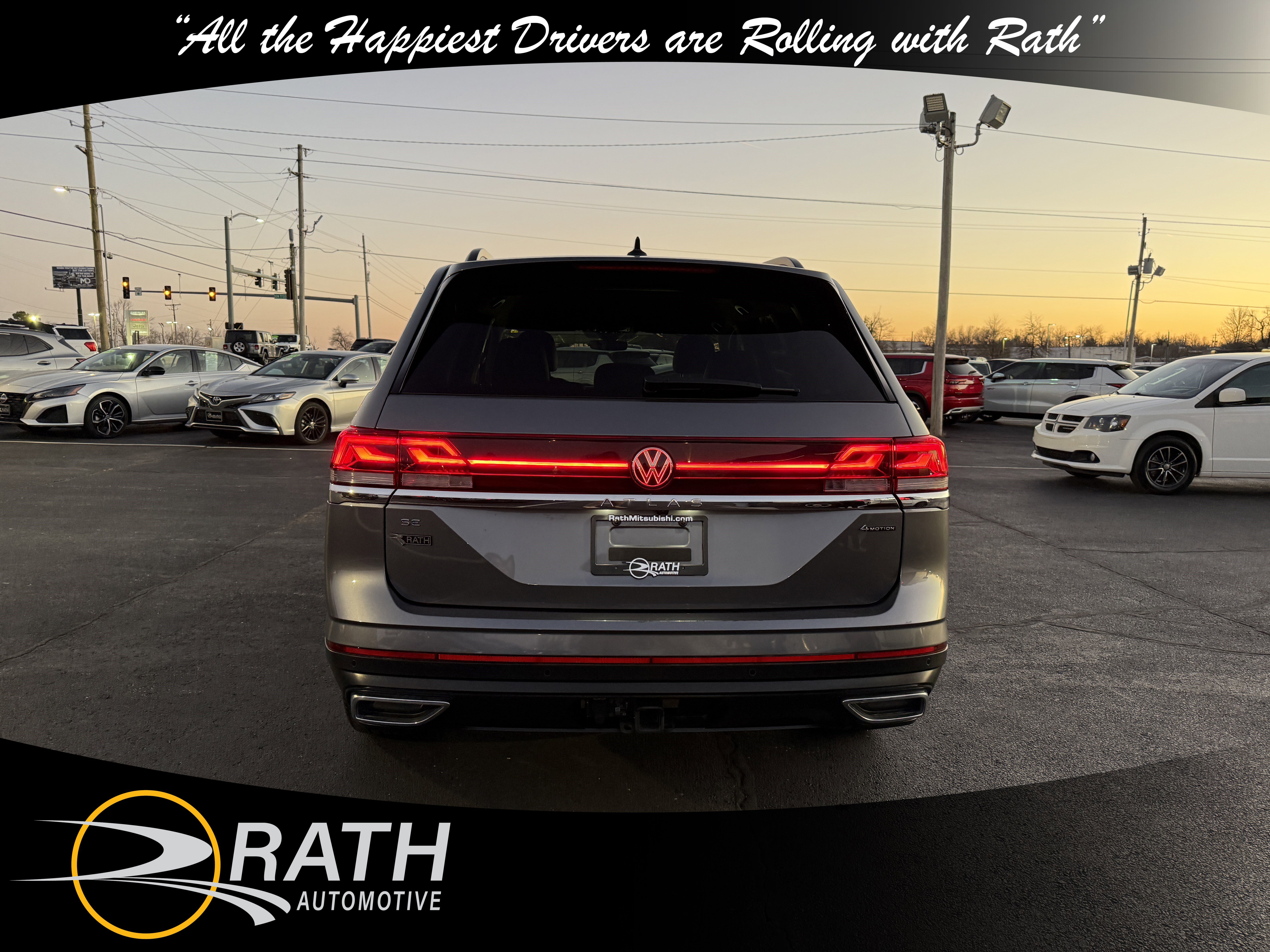 Used 2025 Volkswagen Atlas SE image 8