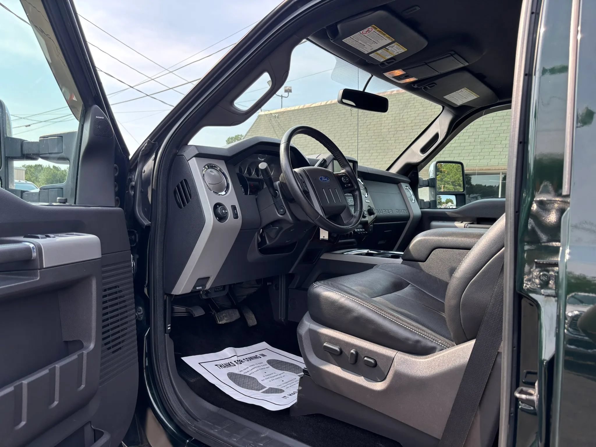 Used 2015 Ford F250 Lariat w/ Chrome Package AWD/4WD image 23