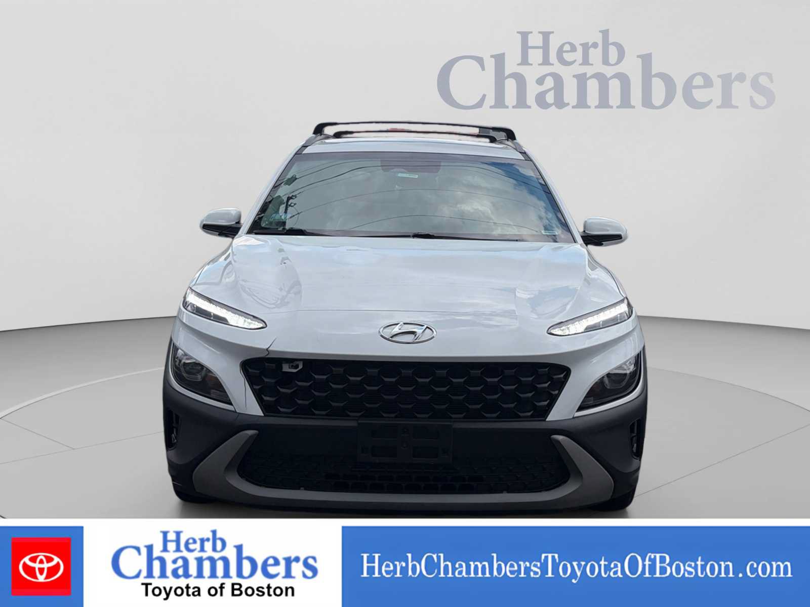 Used 2023 Hyundai Kona SEL AWD/4WD image 2