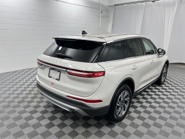 Certified 2023 Lincoln Corsair AWD w/ Equipment Group 101A image 5