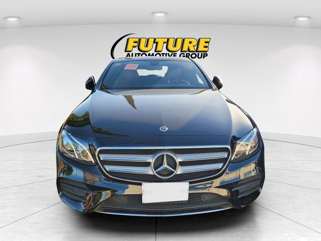 Used 2018 Mercedes-Benz E 300 4MATIC image 2