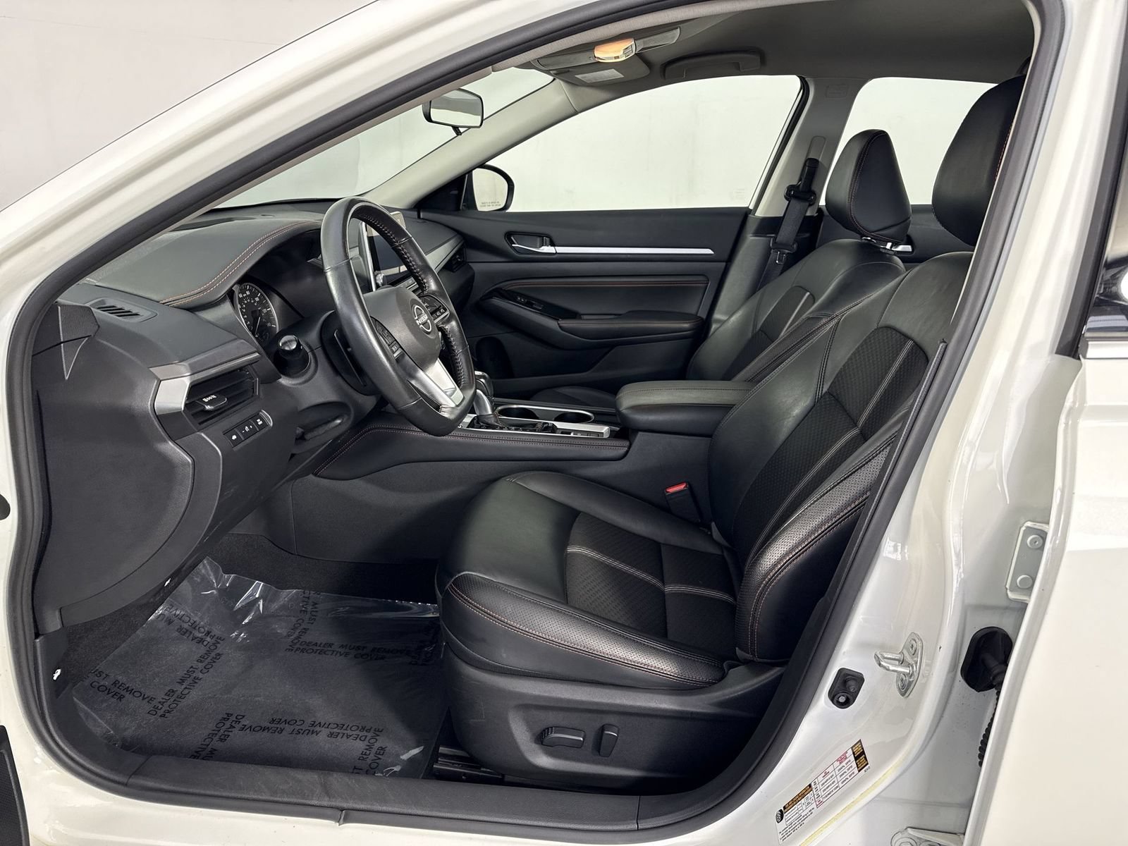 Used 2023 Nissan Altima 2.5 SR AWD/4WD image 4