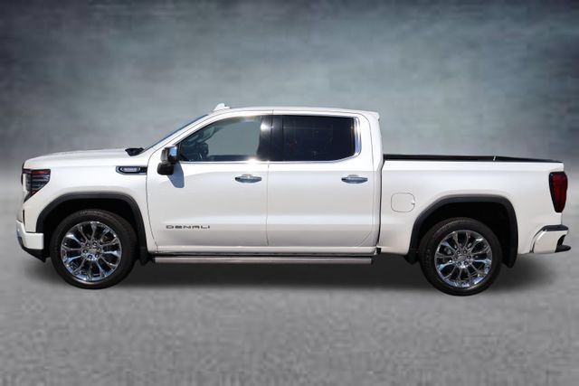 Used 2023 GMC Sierra 1500 Denali AWD/4WD image 4