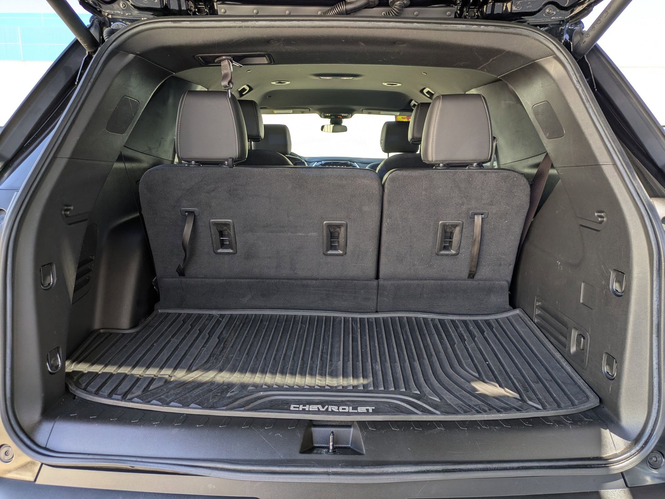 Used 2023 Chevrolet Traverse LT FWD image 25