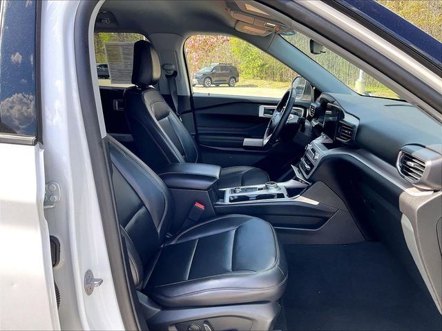 Used 2023 Ford Explorer XLT w/ Equipment Group 202A AWD/4WD image 11