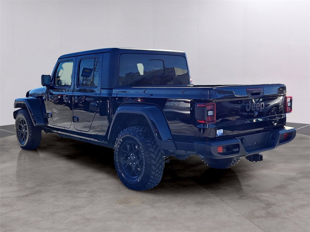 Used 2024 Jeep Gladiator Sport image 6