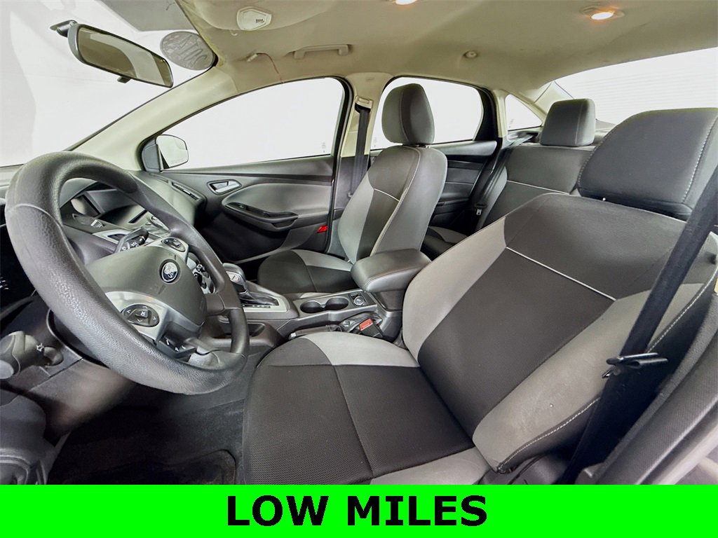 Used 2014 Ford Focus SE image 2