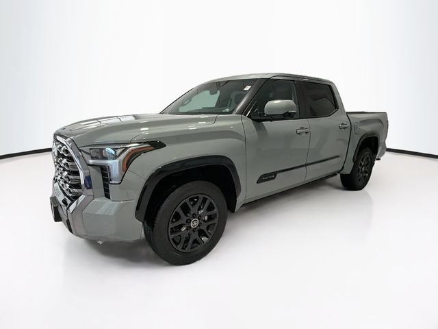 Used 2024 Toyota Tundra Platinum AWD/4WD image 3