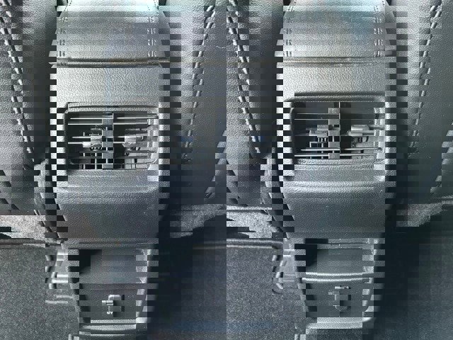 Certified 2019 Ford Edge SEL w/ Equipment Group 201A image 29