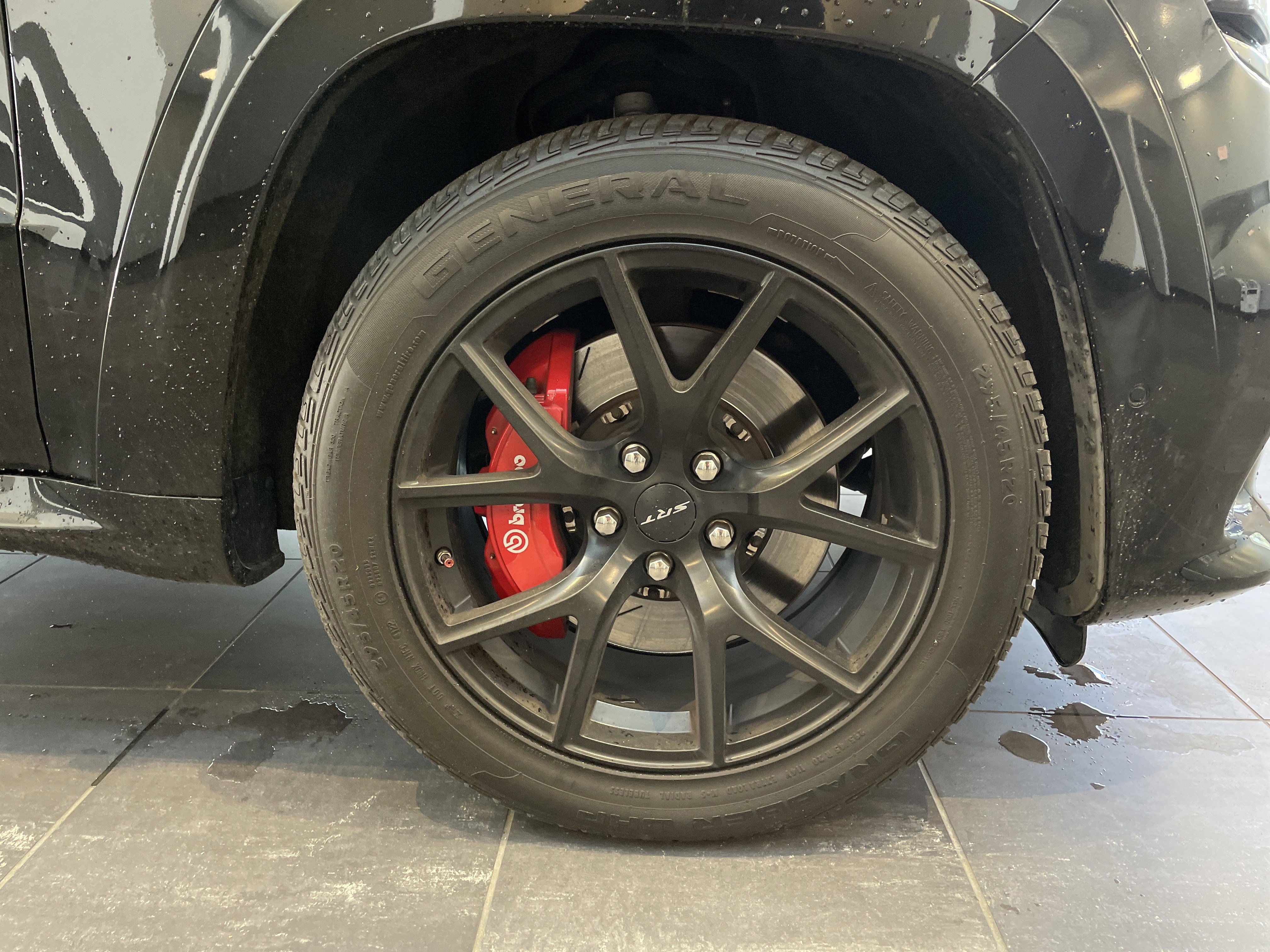 Used 2018 Jeep Grand Cherokee SRT AWD/4WD image 12
