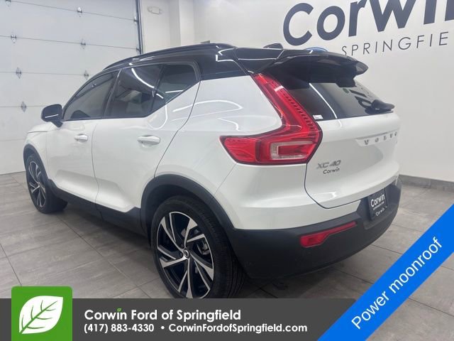 Used 2021 Volvo XC40 T5 R-Design w/ Protection Package Premier video 3