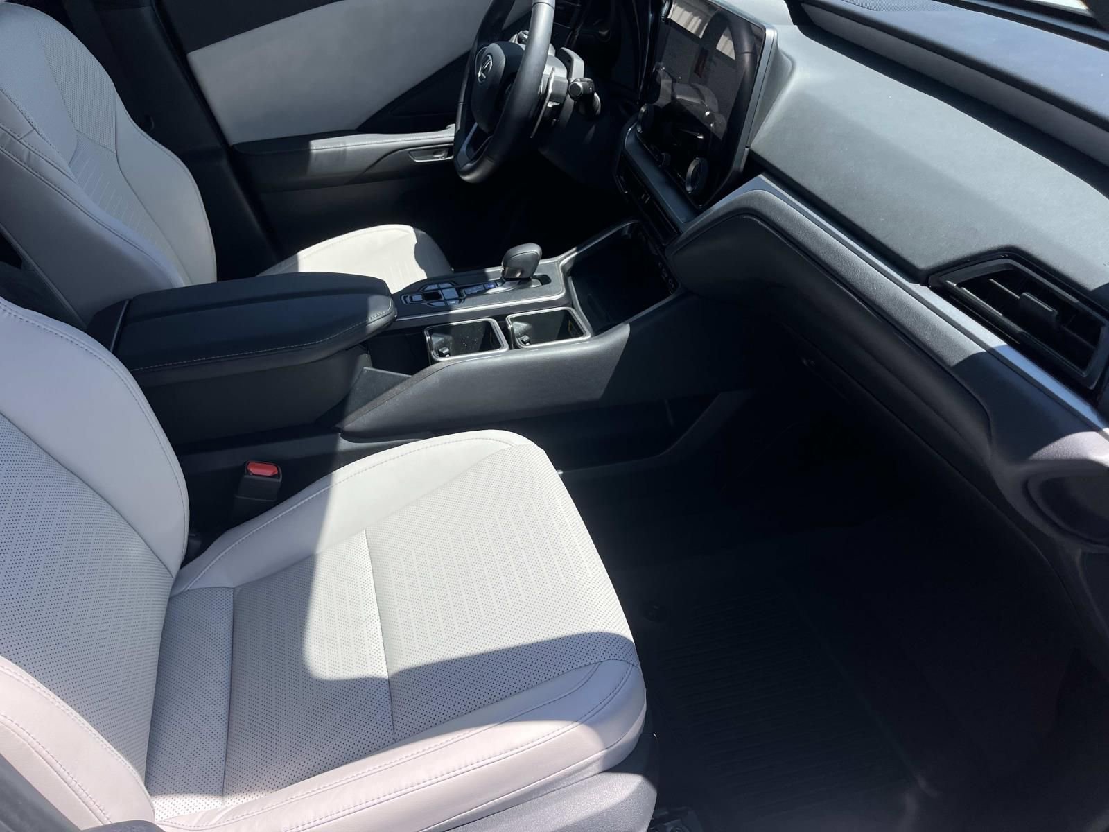 Used 2024 Lexus TX 350 AWD w/ Captains Chair Package image 25