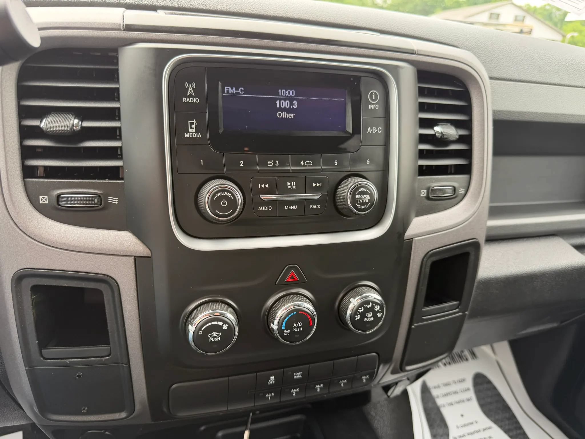 Used 2014 RAM 3500 Tradesman AWD/4WD image 9