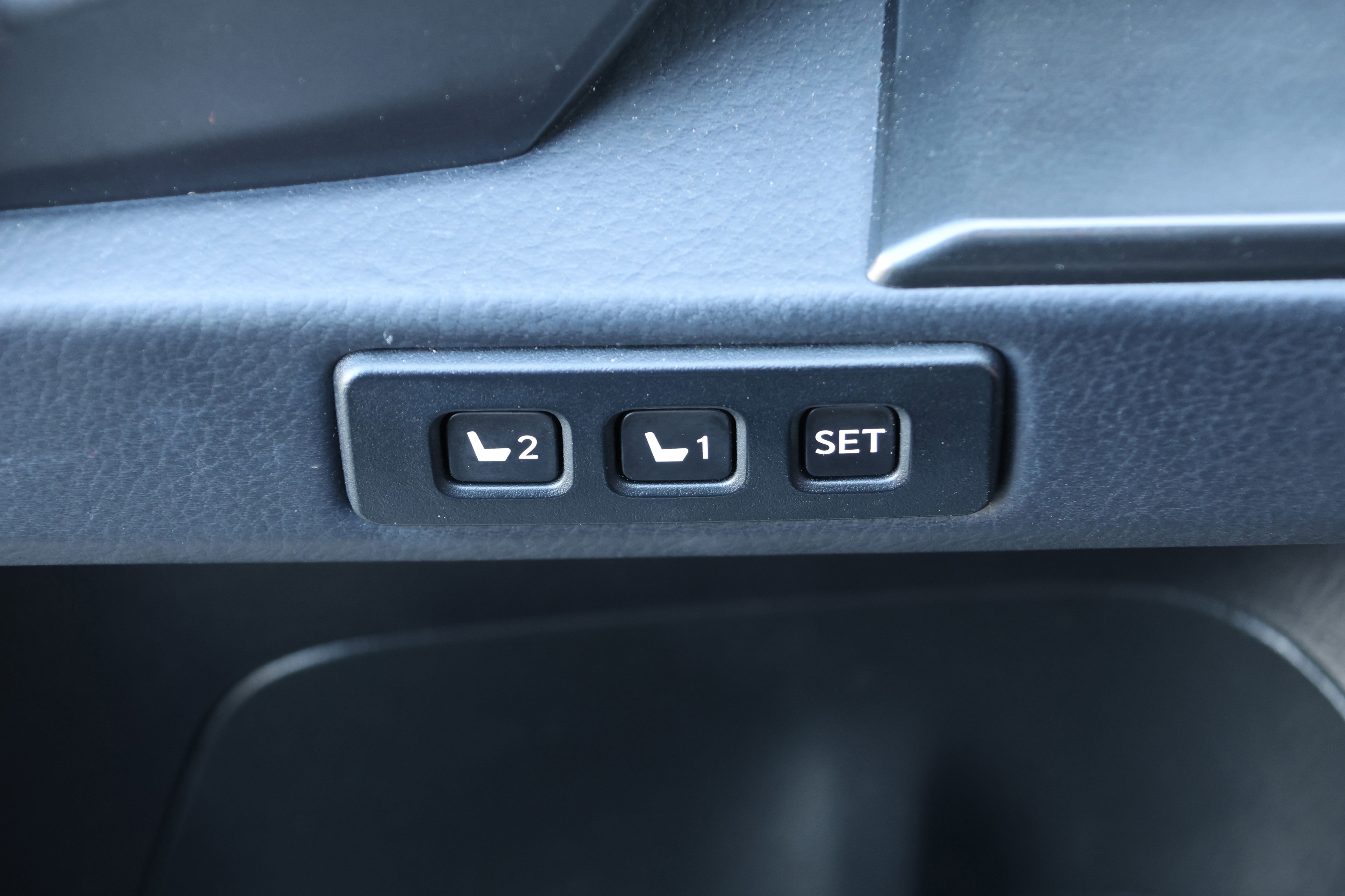 Used 2023 Lexus GX 460 w/ Black Line Special Edition image 14