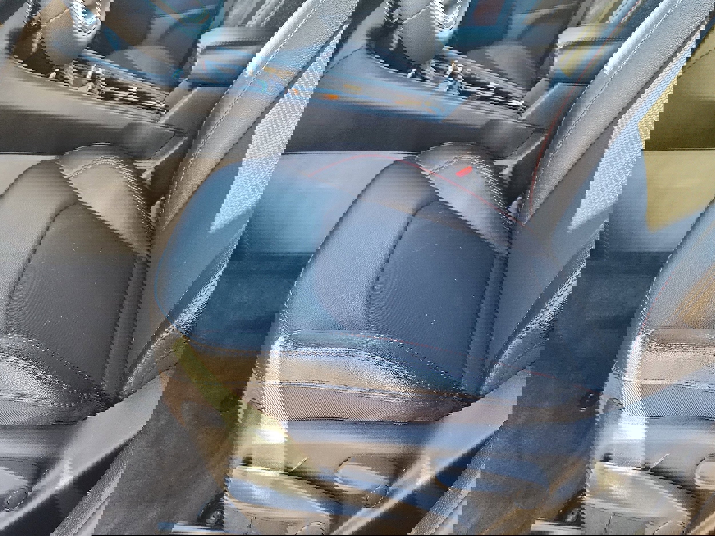 Used 2024 Jeep Compass Trailhawk image 10