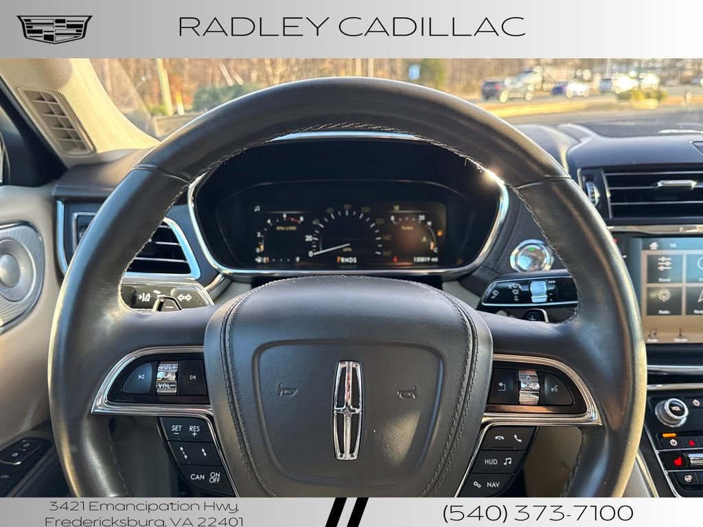 Used 2018 Lincoln Continental Reserve image 16