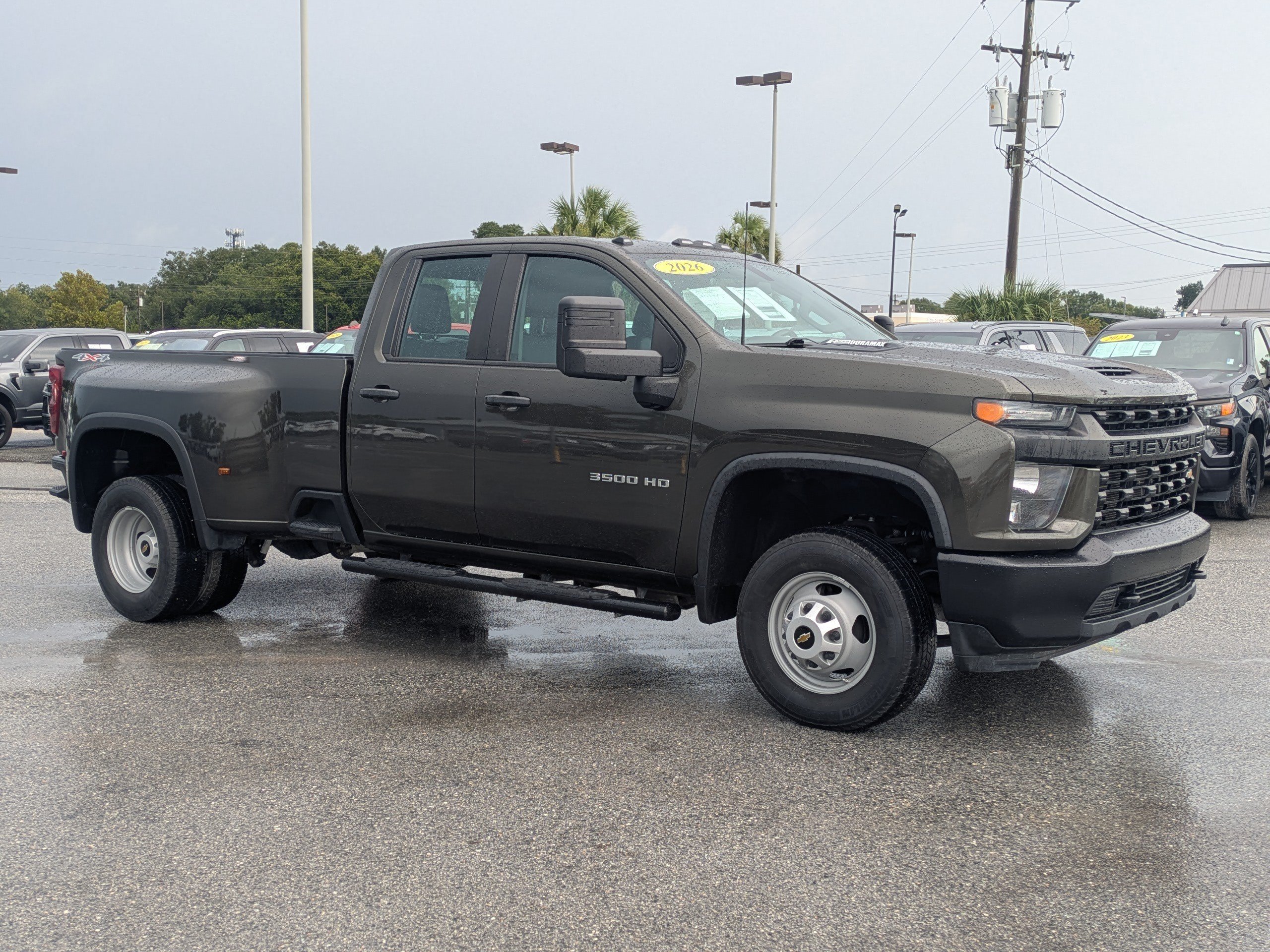 Used 2022 Chevrolet Silverado 3500 W/T AWD/4WD image 2