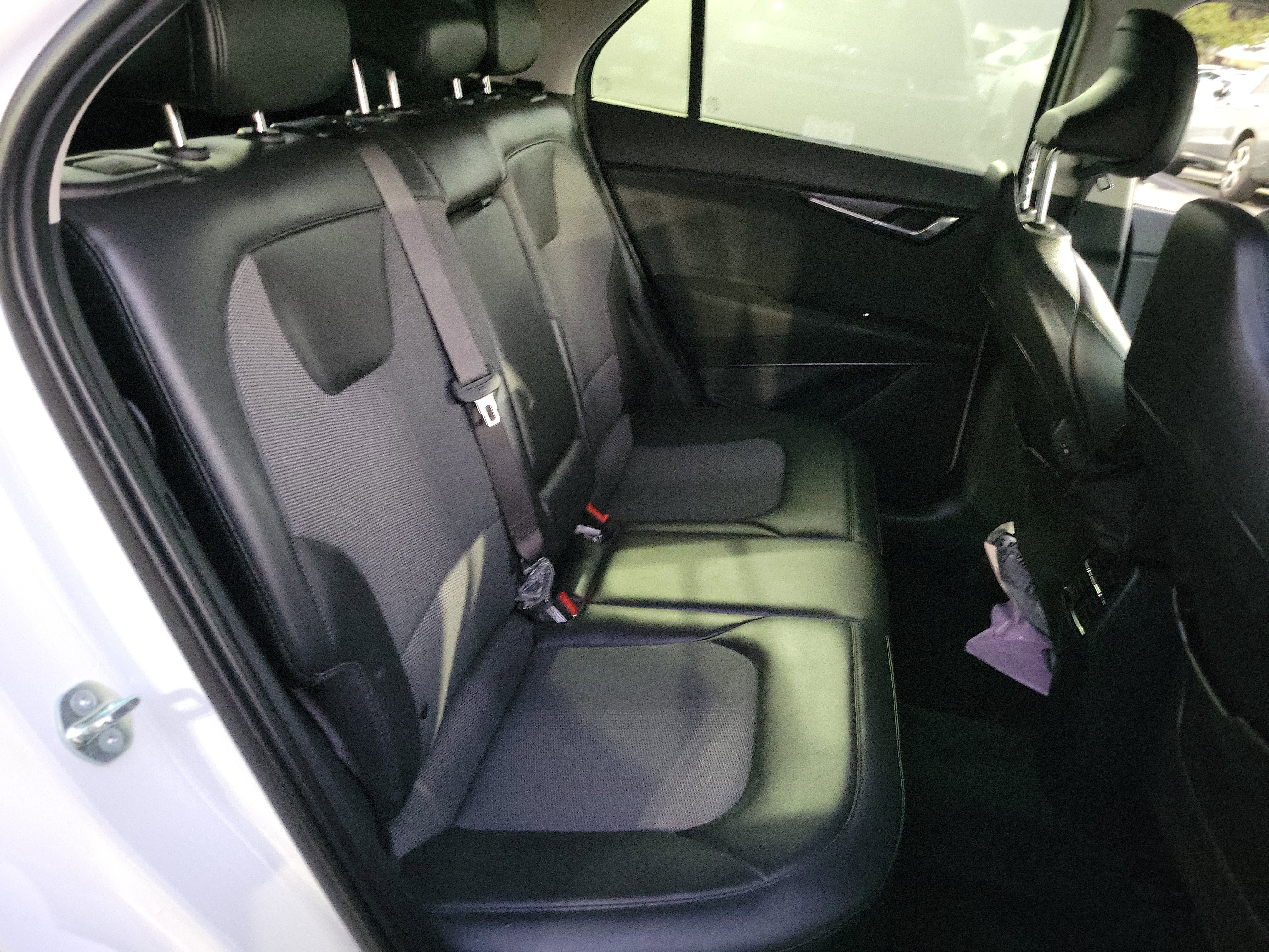 Used 2023 Kia Niro EX image 22