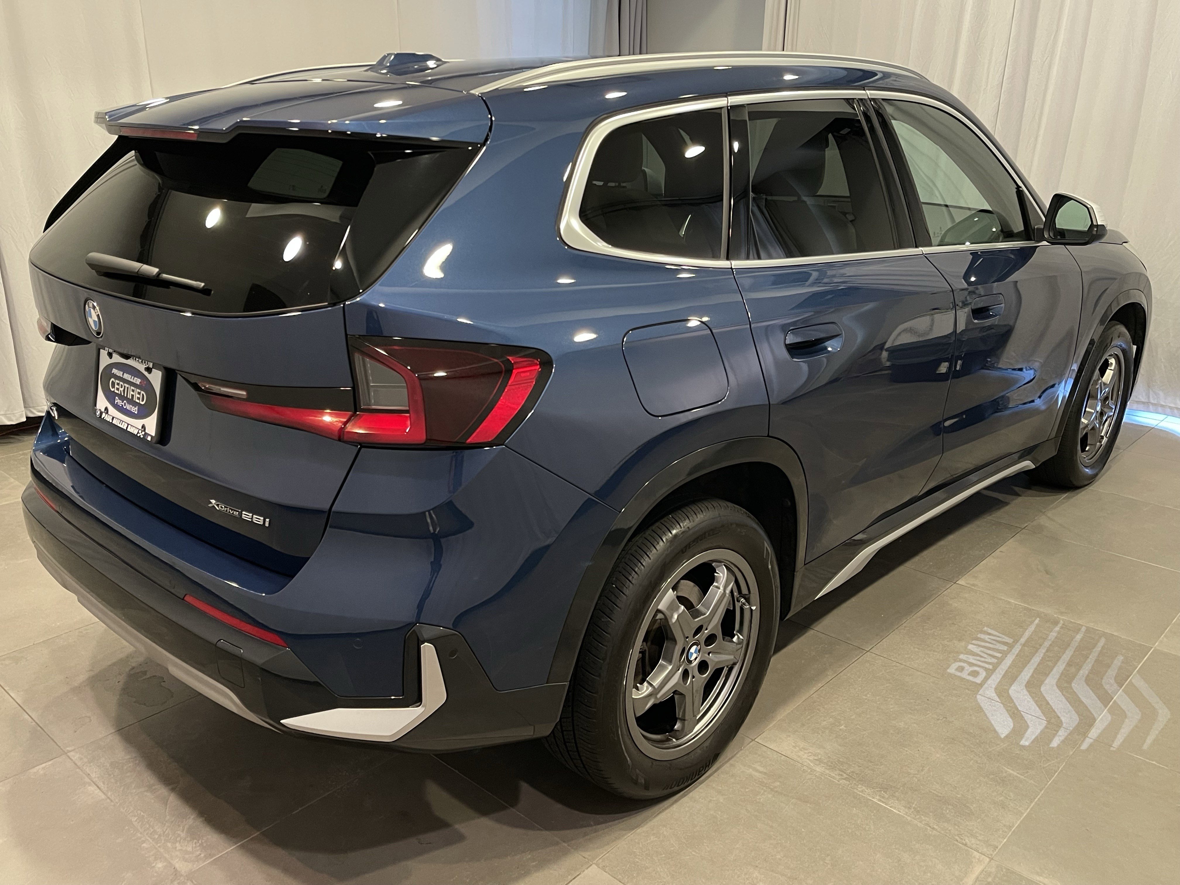 Certified 2023 BMW X1 xDrive28i w/ Convenience Package AWD/4WD image 6