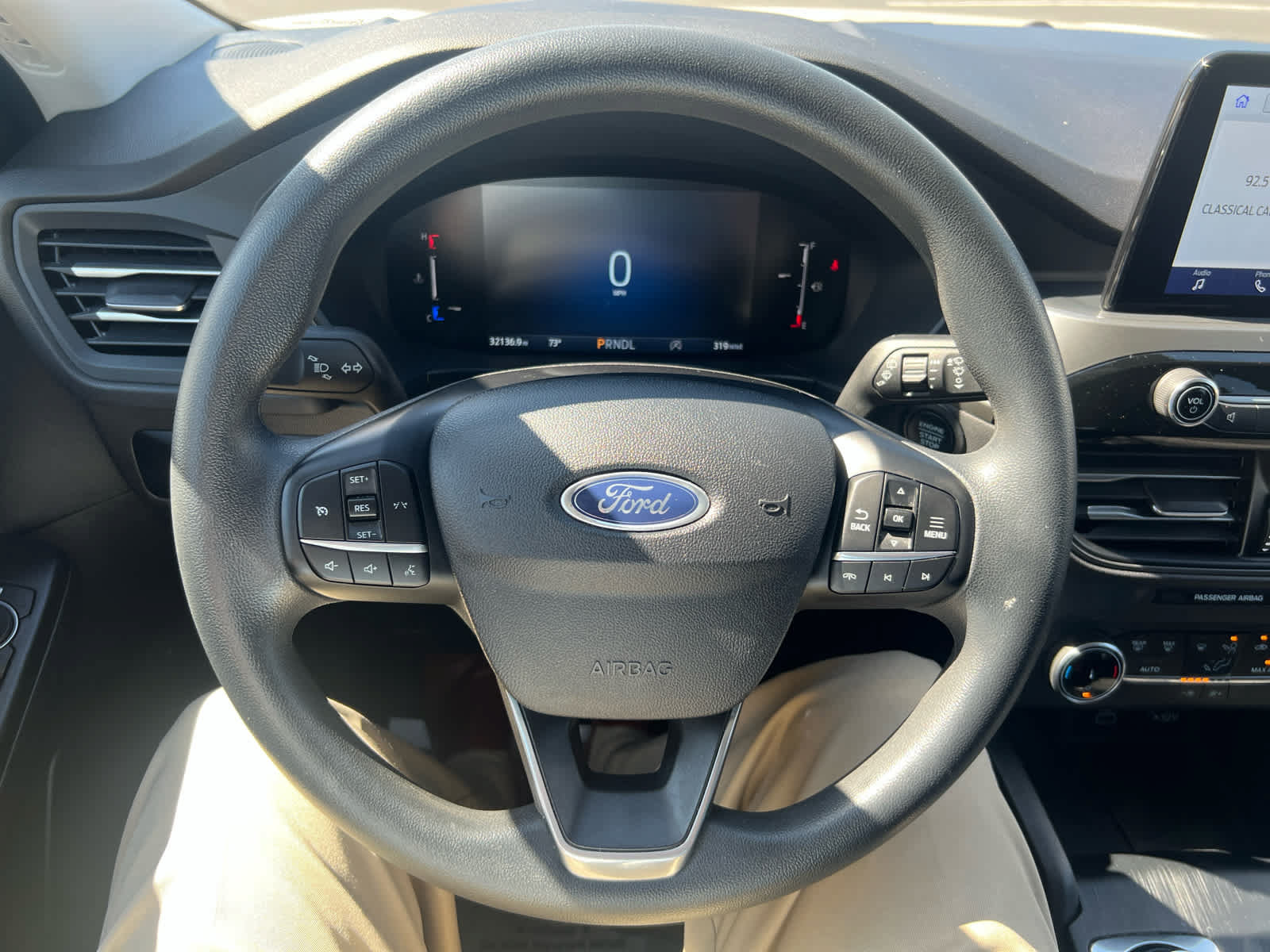 Used 2025 Ford Escape Active AWD/4WD image 14